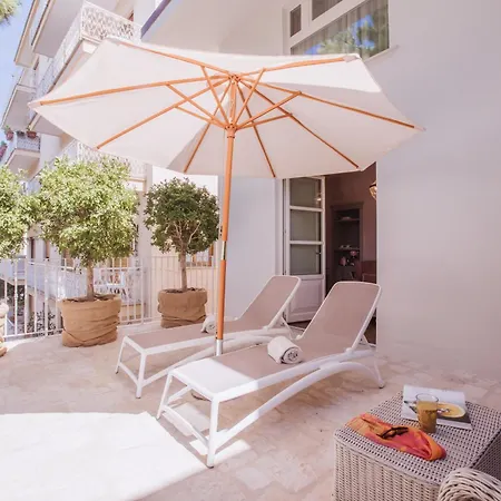 בית הארחה Domus Florum 4*