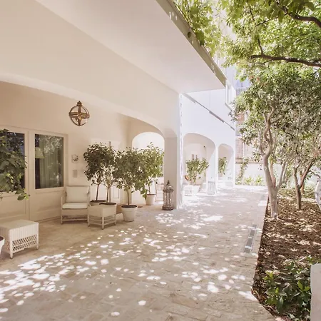 Domus Florum 4*