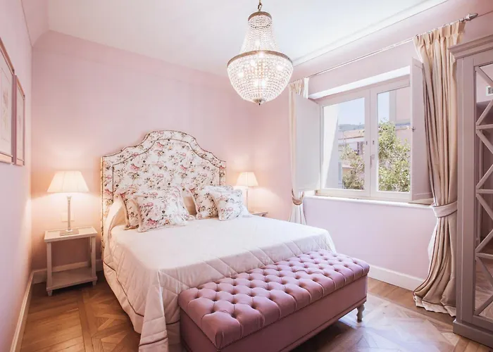 Domus Florum Konukevi 4*